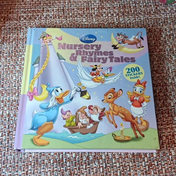 DISNEY NURSERY RHYMES & FAIRY TALES BOOK GREAT PRE-OWNED CONDITION - Picture 1 of 9